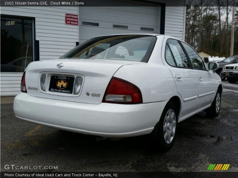 Cloud White / Stone 2002 Nissan Sentra GXE