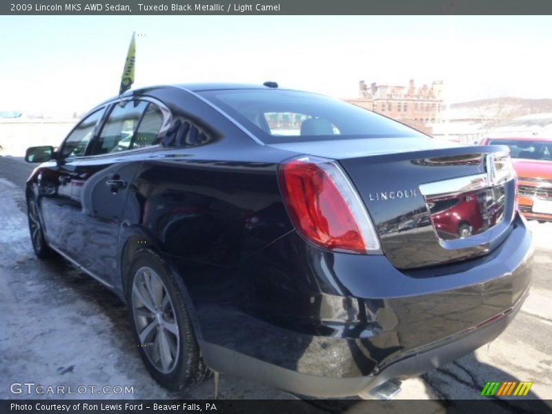 Tuxedo Black Metallic / Light Camel 2009 Lincoln MKS AWD Sedan