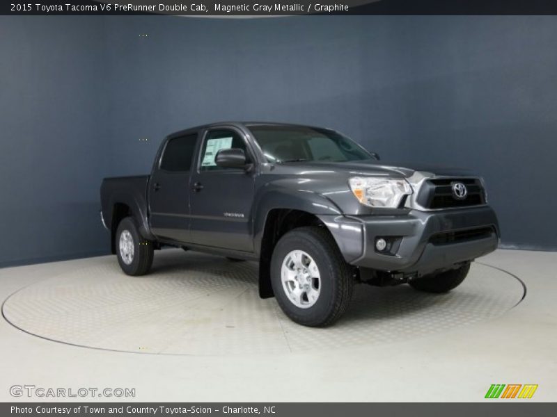 Front 3/4 View of 2015 Tacoma V6 PreRunner Double Cab