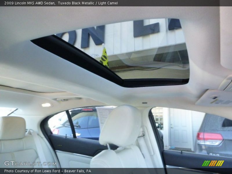 Tuxedo Black Metallic / Light Camel 2009 Lincoln MKS AWD Sedan