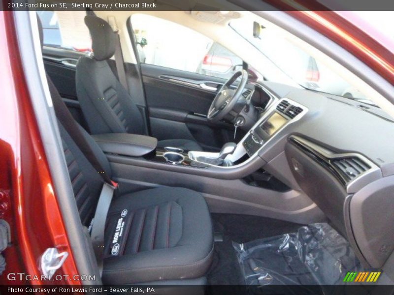 Sterling Gray / Charcoal Black 2014 Ford Fusion SE