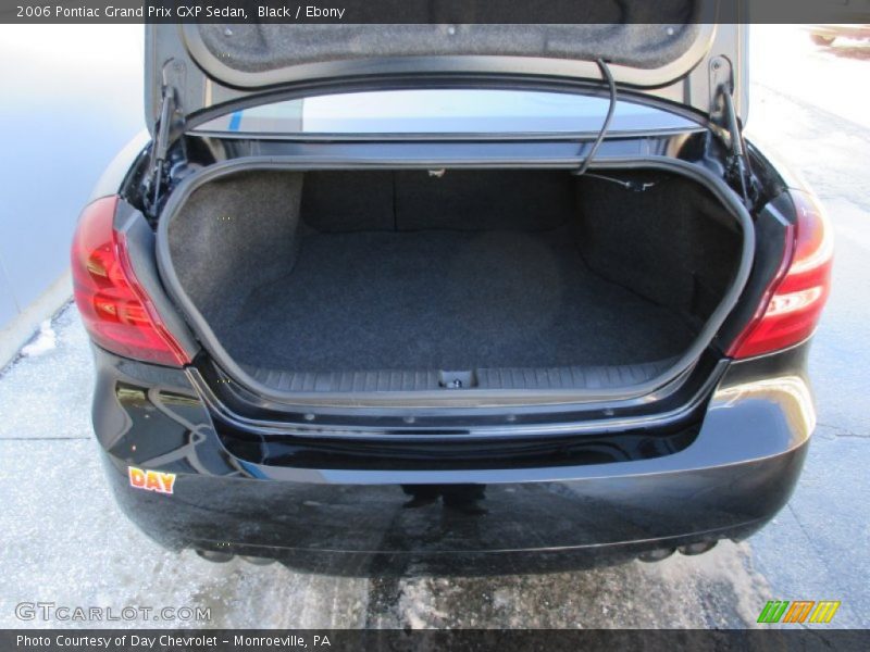 Black / Ebony 2006 Pontiac Grand Prix GXP Sedan