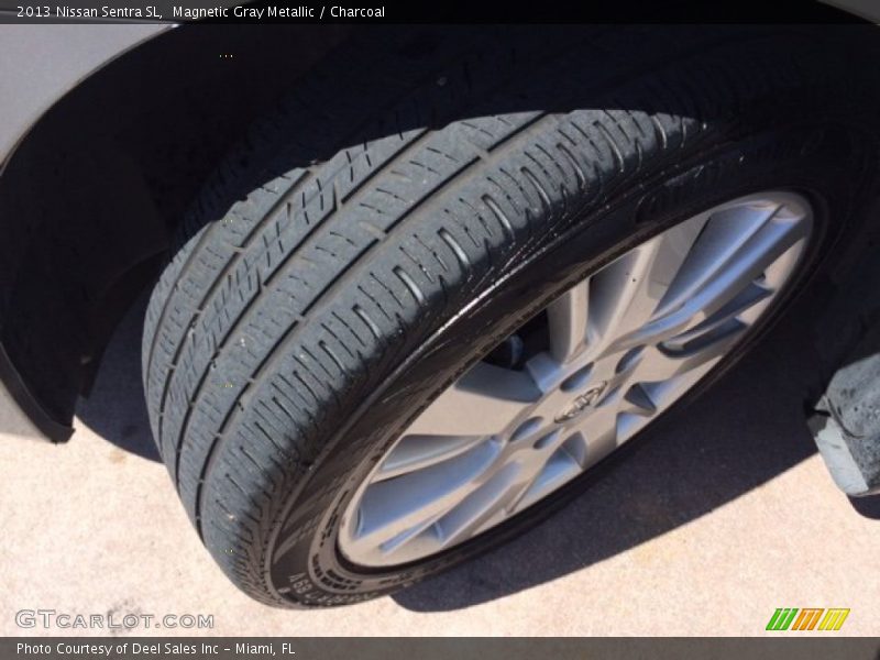 Magnetic Gray Metallic / Charcoal 2013 Nissan Sentra SL