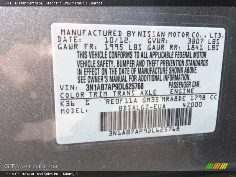 Magnetic Gray Metallic / Charcoal 2013 Nissan Sentra SL