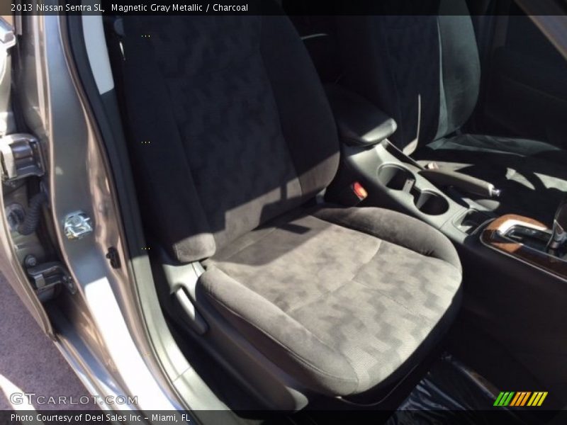 Magnetic Gray Metallic / Charcoal 2013 Nissan Sentra SL