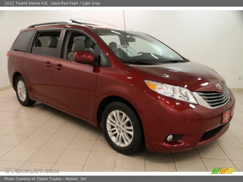 Salsa Red Pearl / Light Gray 2012 Toyota Sienna XLE