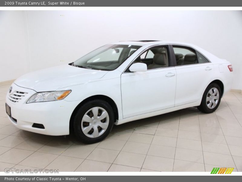 Super White / Bisque 2009 Toyota Camry LE