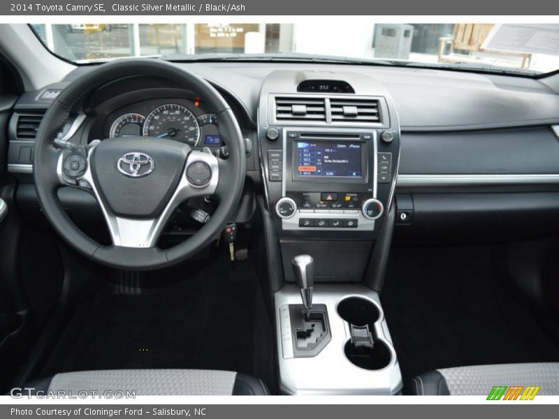 Classic Silver Metallic / Black/Ash 2014 Toyota Camry SE