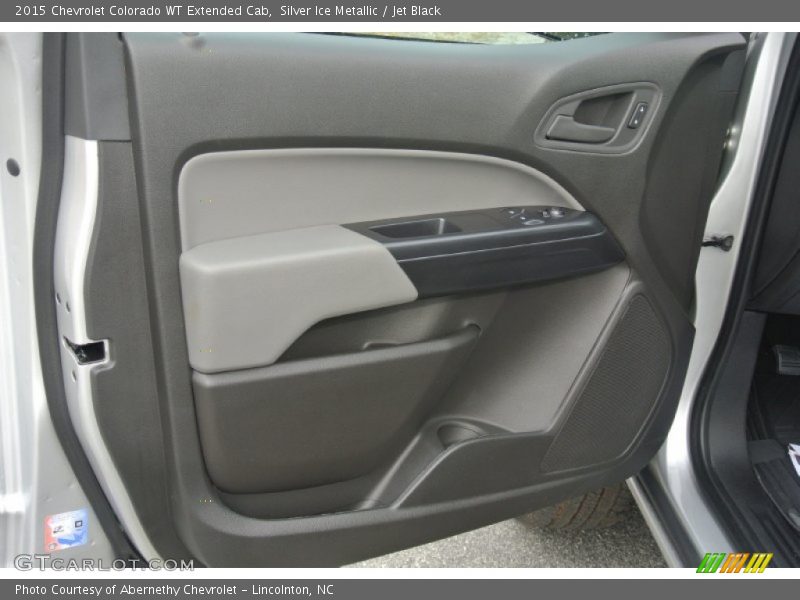 Silver Ice Metallic / Jet Black 2015 Chevrolet Colorado WT Extended Cab