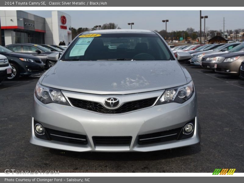 Classic Silver Metallic / Black/Ash 2014 Toyota Camry SE