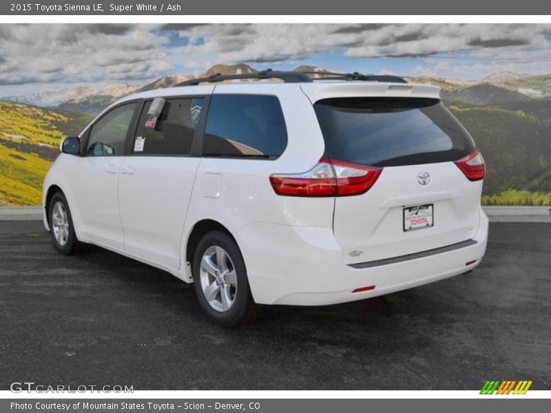 Super White / Ash 2015 Toyota Sienna LE