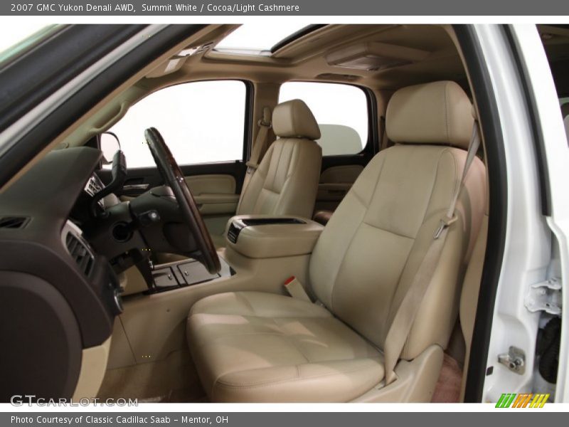 Front Seat of 2007 Yukon Denali AWD