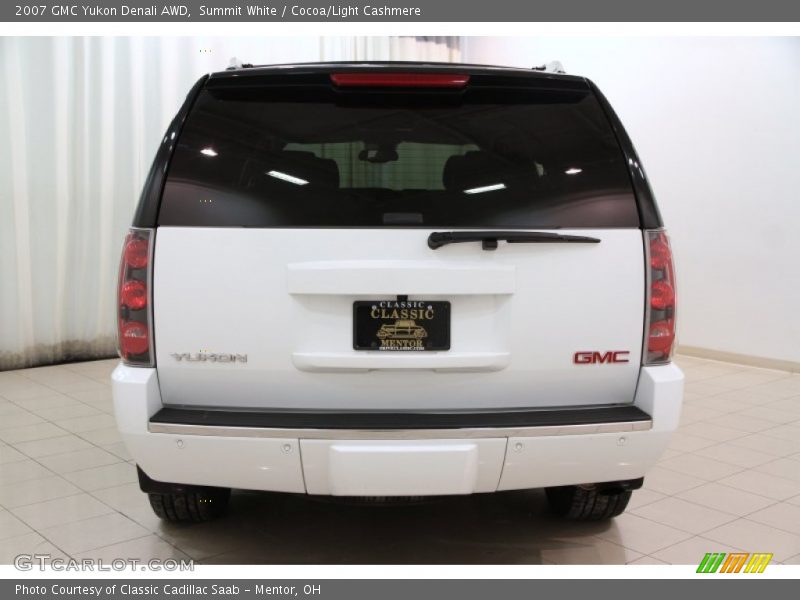 Summit White / Cocoa/Light Cashmere 2007 GMC Yukon Denali AWD