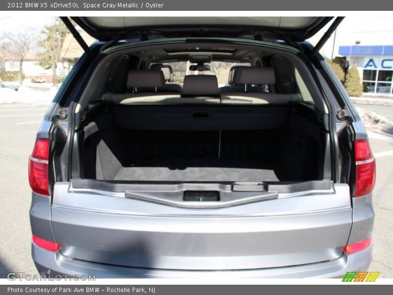 Space Gray Metallic / Oyster 2012 BMW X5 xDrive50i