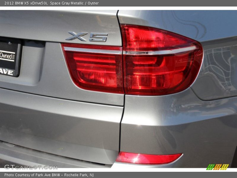 Space Gray Metallic / Oyster 2012 BMW X5 xDrive50i