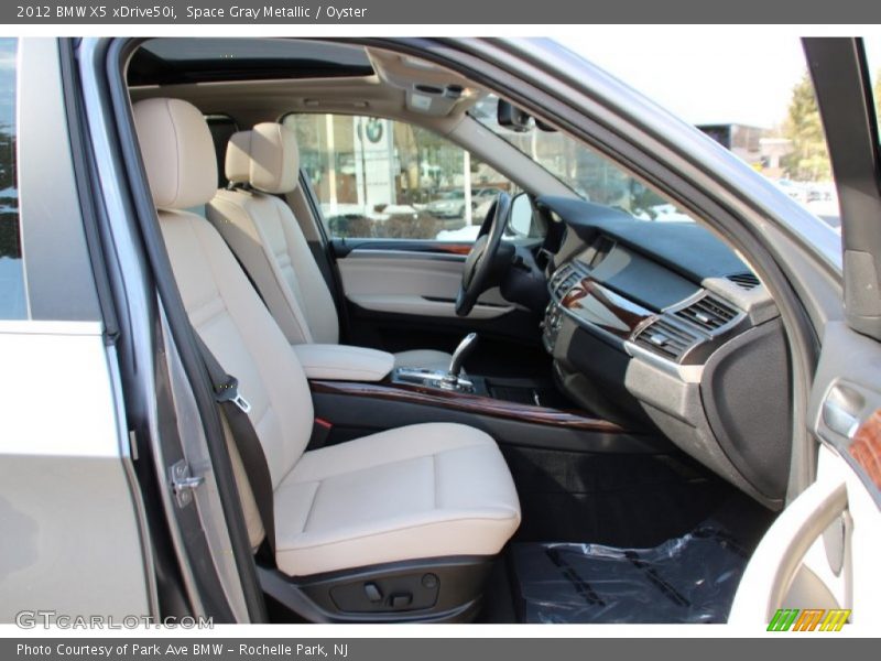 Space Gray Metallic / Oyster 2012 BMW X5 xDrive50i
