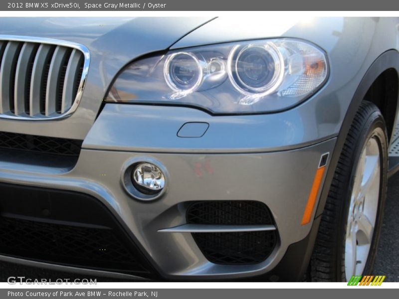 Space Gray Metallic / Oyster 2012 BMW X5 xDrive50i