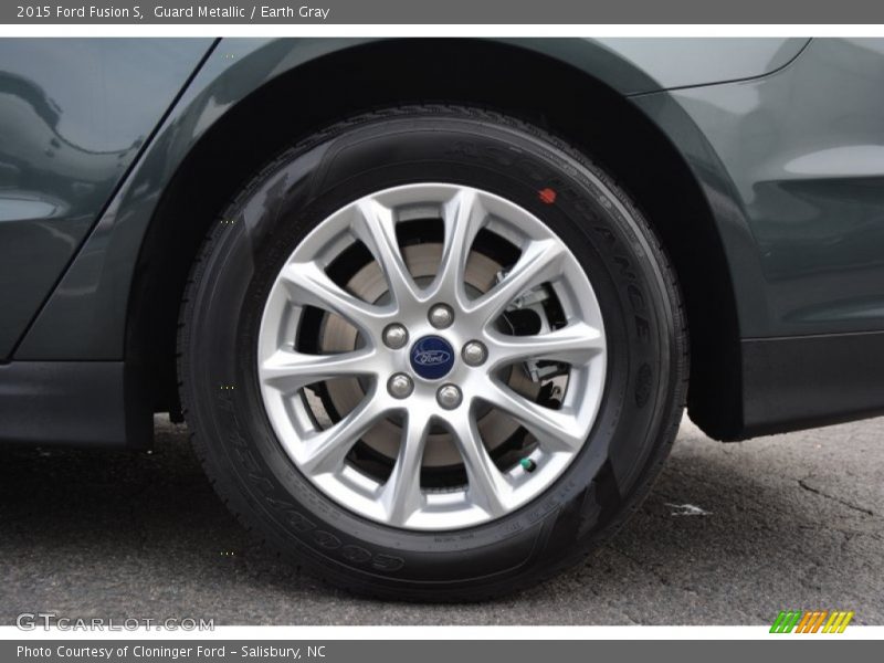 Guard Metallic / Earth Gray 2015 Ford Fusion S