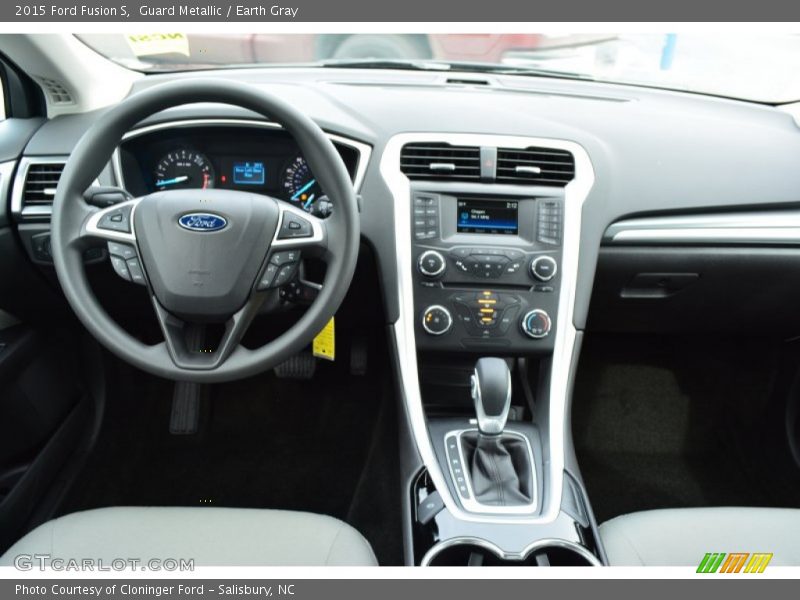 Guard Metallic / Earth Gray 2015 Ford Fusion S