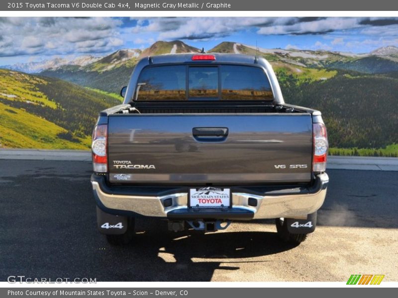 Magnetic Gray Metallic / Graphite 2015 Toyota Tacoma V6 Double Cab 4x4
