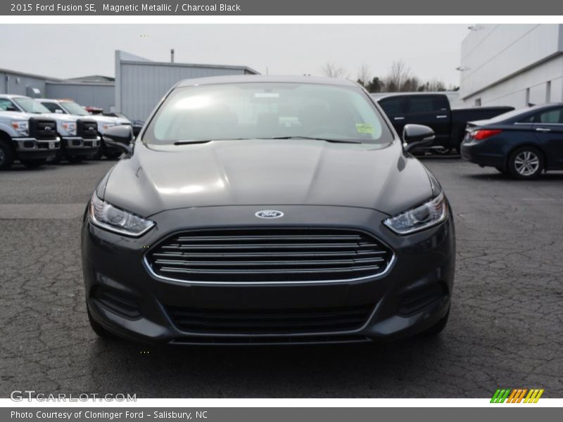 Magnetic Metallic / Charcoal Black 2015 Ford Fusion SE