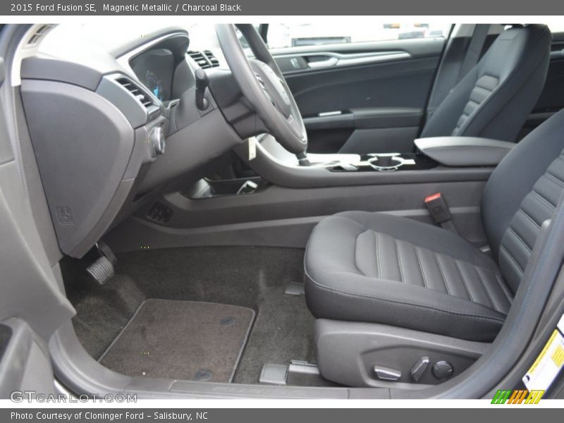 Magnetic Metallic / Charcoal Black 2015 Ford Fusion SE