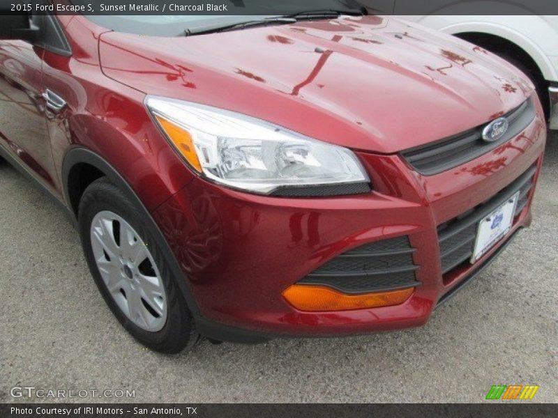 Sunset Metallic / Charcoal Black 2015 Ford Escape S
