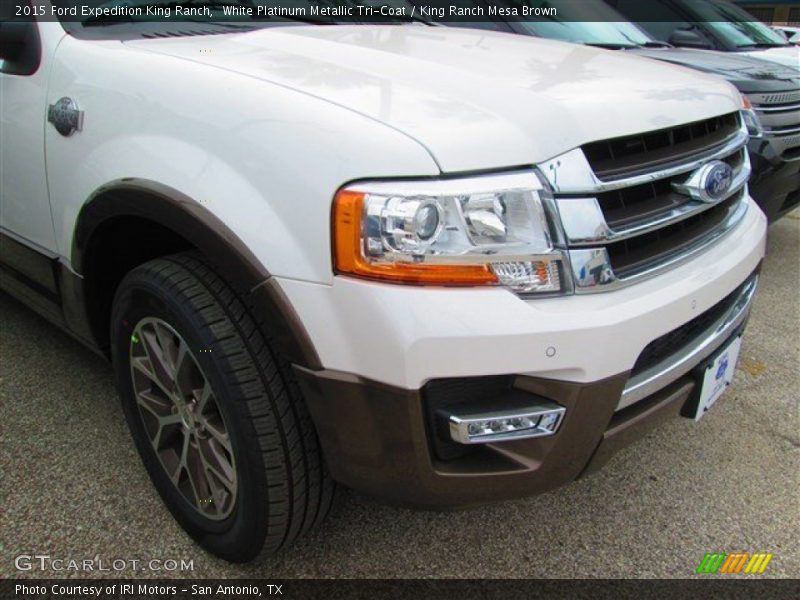White Platinum Metallic Tri-Coat / King Ranch Mesa Brown 2015 Ford Expedition King Ranch