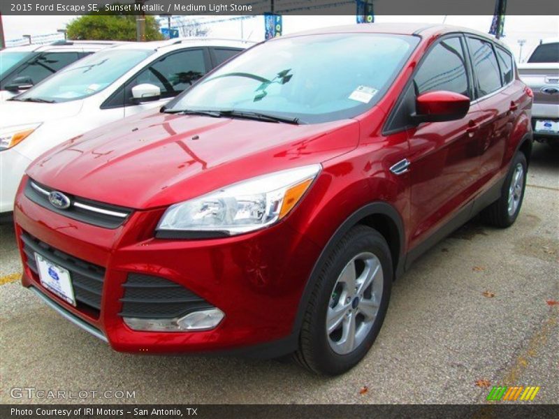 Sunset Metallic / Medium Light Stone 2015 Ford Escape SE