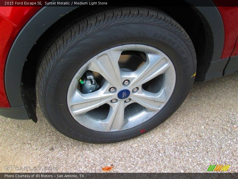 Sunset Metallic / Medium Light Stone 2015 Ford Escape SE