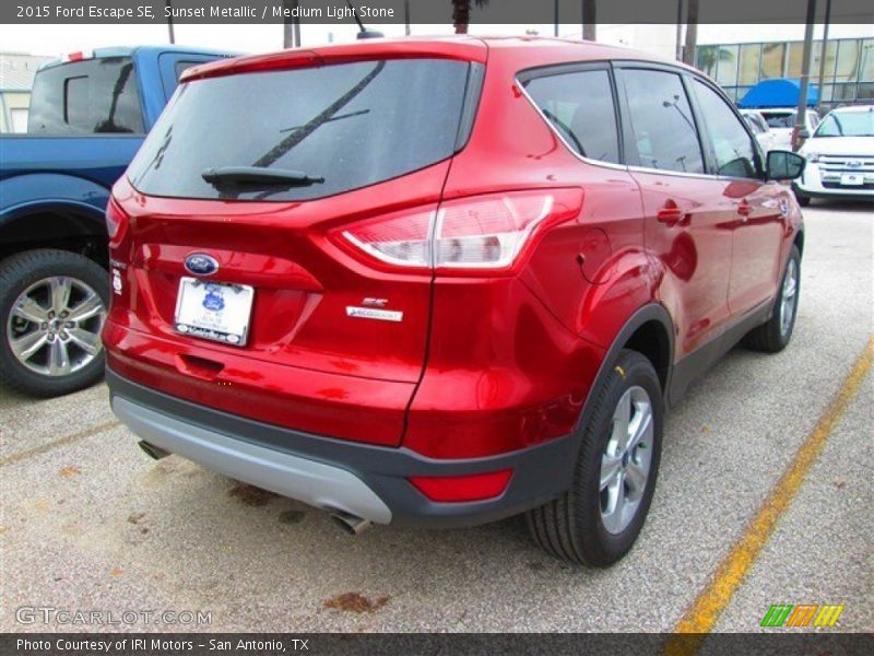 Sunset Metallic / Medium Light Stone 2015 Ford Escape SE
