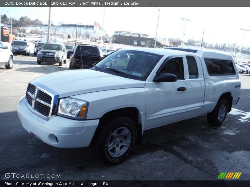 Bright White / Medium Slate Gray 2005 Dodge Dakota SLT Club Cab 4x4