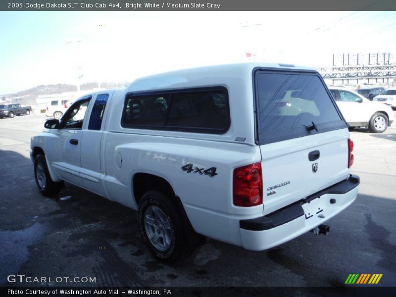 Bright White / Medium Slate Gray 2005 Dodge Dakota SLT Club Cab 4x4