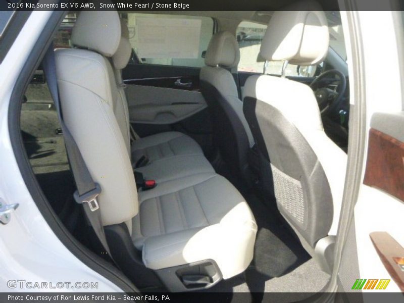 Snow White Pearl / Stone Beige 2016 Kia Sorento EX V6 AWD