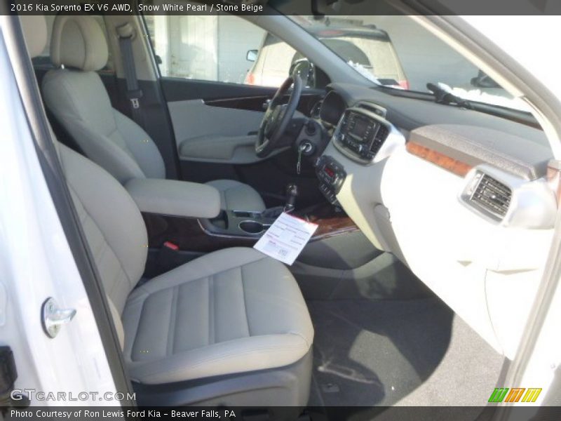 Snow White Pearl / Stone Beige 2016 Kia Sorento EX V6 AWD