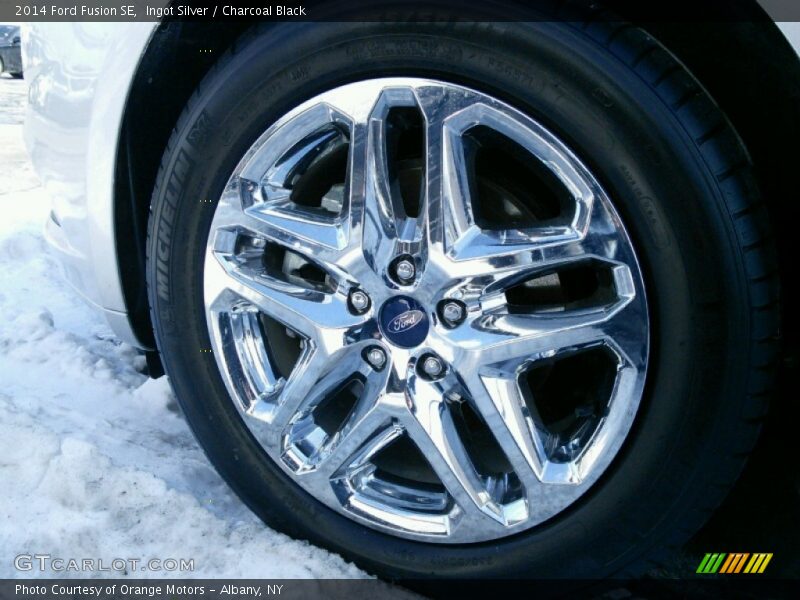 Ingot Silver / Charcoal Black 2014 Ford Fusion SE