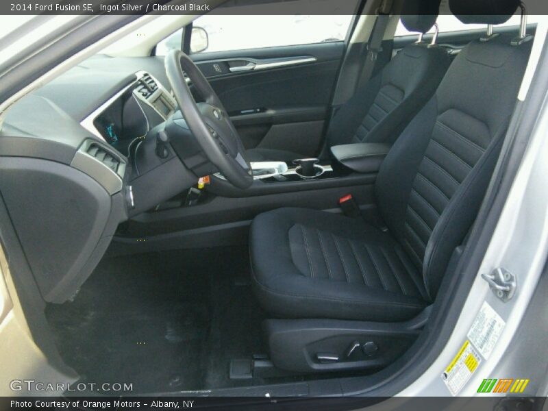 Ingot Silver / Charcoal Black 2014 Ford Fusion SE