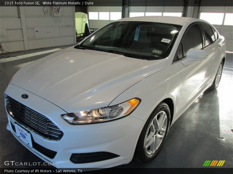 White Platinum Metallic / Dune 2015 Ford Fusion SE