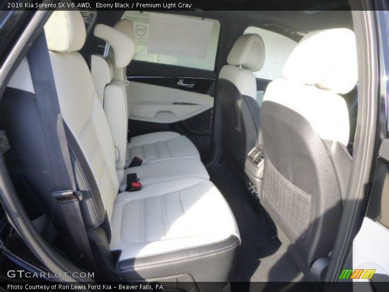 Rear Seat of 2016 Sorento SX V6 AWD