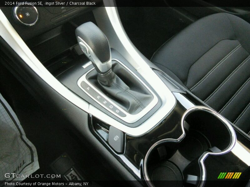 Ingot Silver / Charcoal Black 2014 Ford Fusion SE