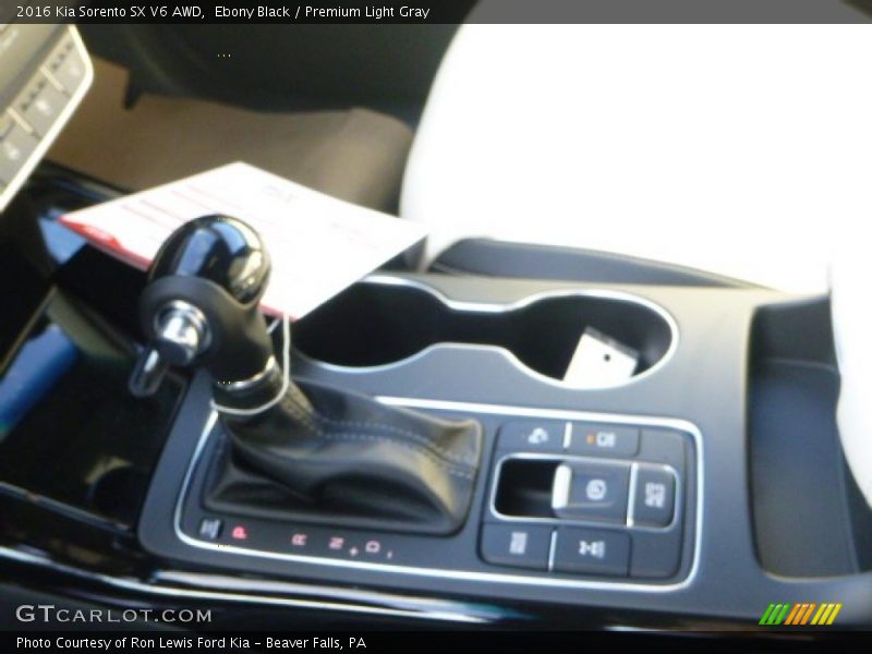  2016 Sorento SX V6 AWD 6 Speed Sportmatic Automatic Shifter