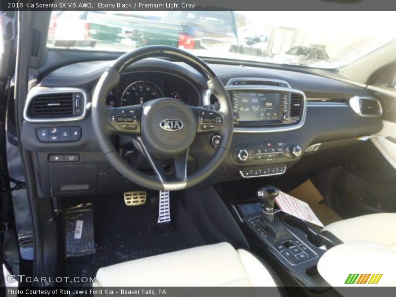 Dashboard of 2016 Sorento SX V6 AWD