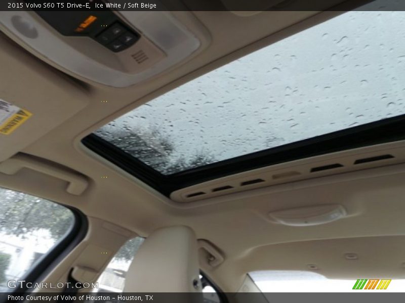 Ice White / Soft Beige 2015 Volvo S60 T5 Drive-E