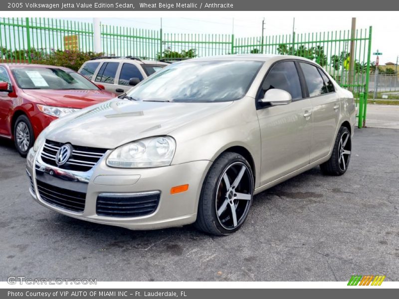 Wheat Beige Metallic / Anthracite 2005 Volkswagen Jetta Value Edition Sedan