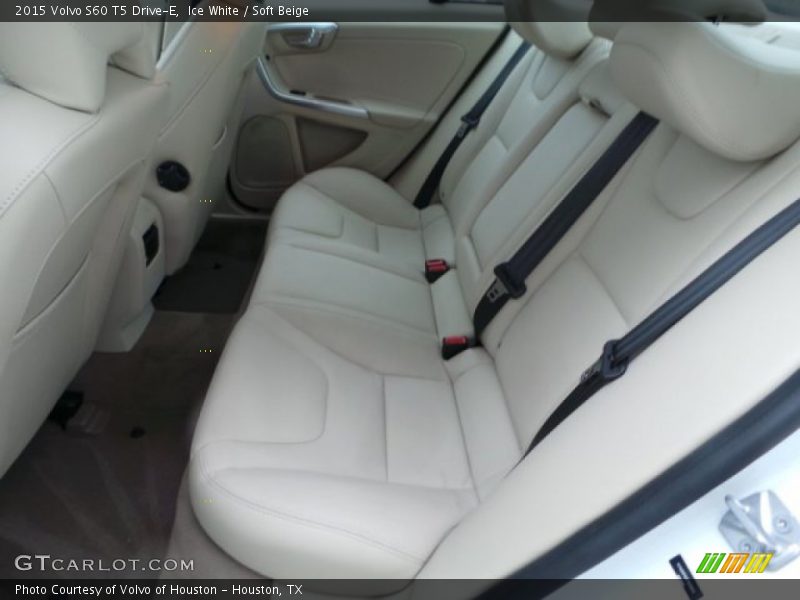 Ice White / Soft Beige 2015 Volvo S60 T5 Drive-E