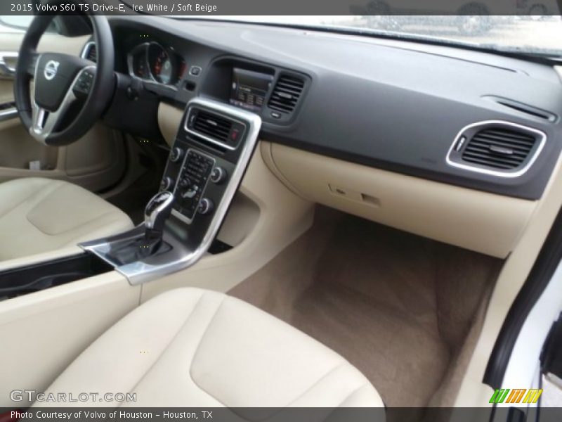 Ice White / Soft Beige 2015 Volvo S60 T5 Drive-E