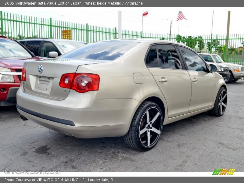 Wheat Beige Metallic / Anthracite 2005 Volkswagen Jetta Value Edition Sedan