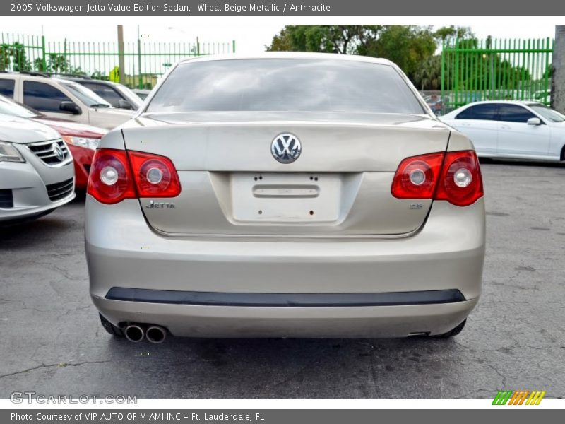 Wheat Beige Metallic / Anthracite 2005 Volkswagen Jetta Value Edition Sedan