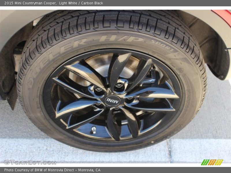 Light White / Carbon Black 2015 Mini Countryman Cooper
