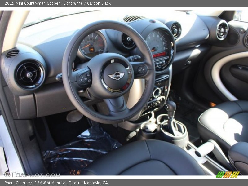 Light White / Carbon Black 2015 Mini Countryman Cooper